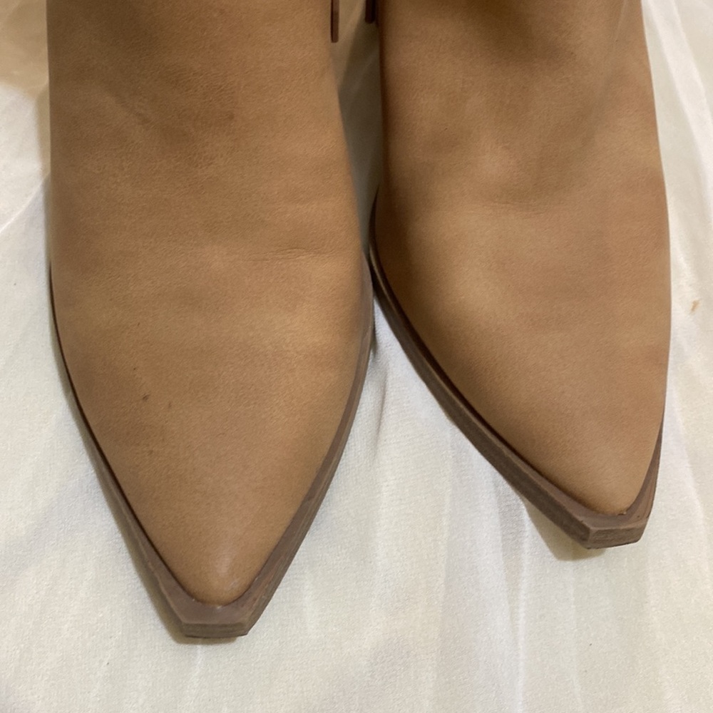 Universal Threads Short Booties - image 5